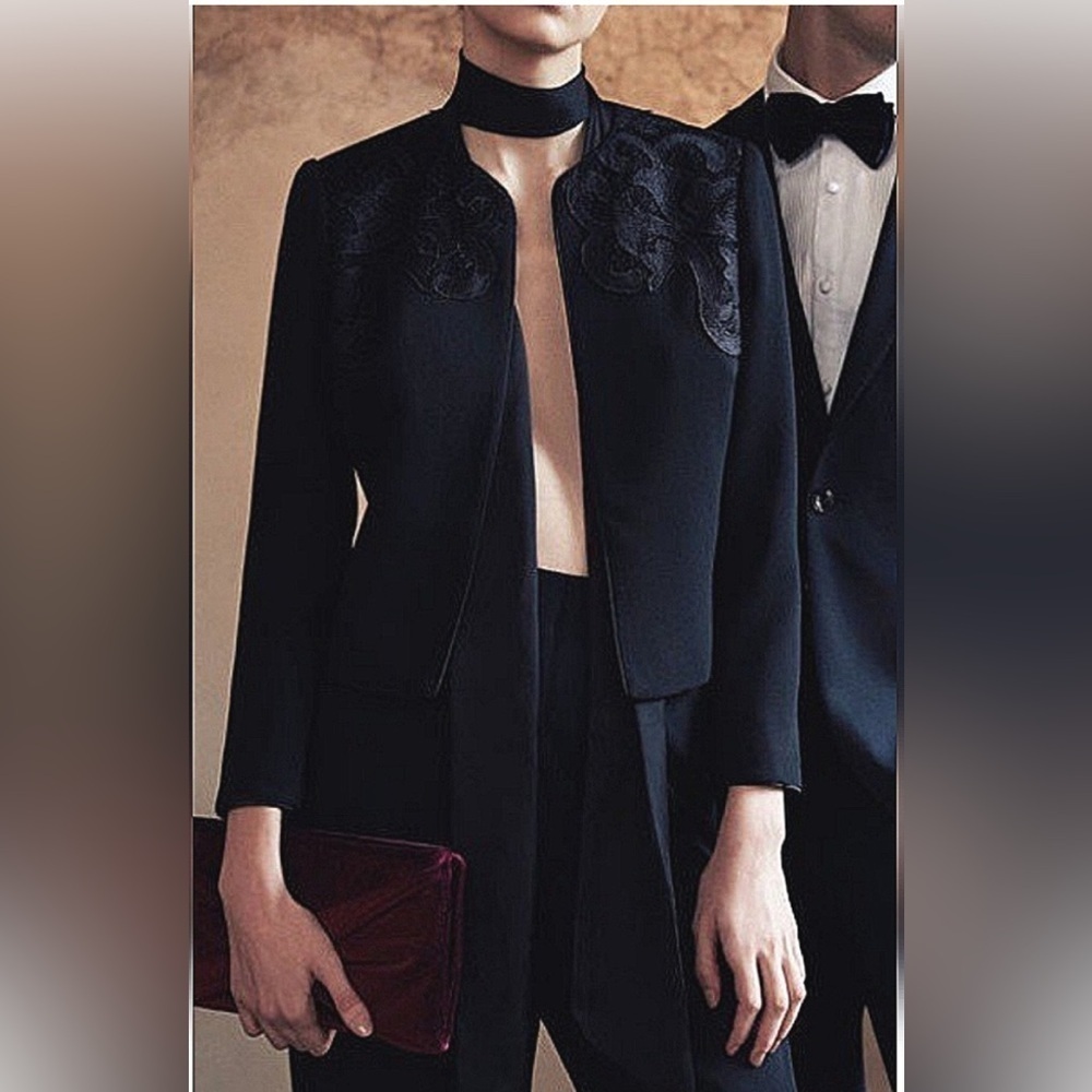 EUC Reiss Black Embroidered Arie Lace Panel Jacket- size 4 - Picture 10 of 10